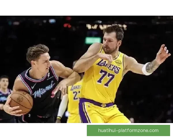 东契奇60分8连胜庆祝闭眼累瘫 湖人全队为他狂欢祝贺